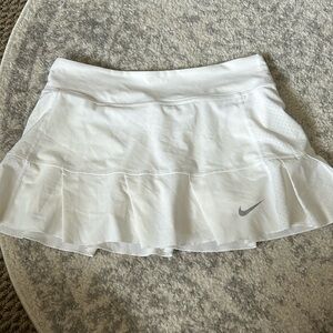 White Nike golf skort size S